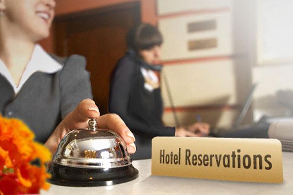 Bộ phận reservation trong khách sạn làm công việc gì?