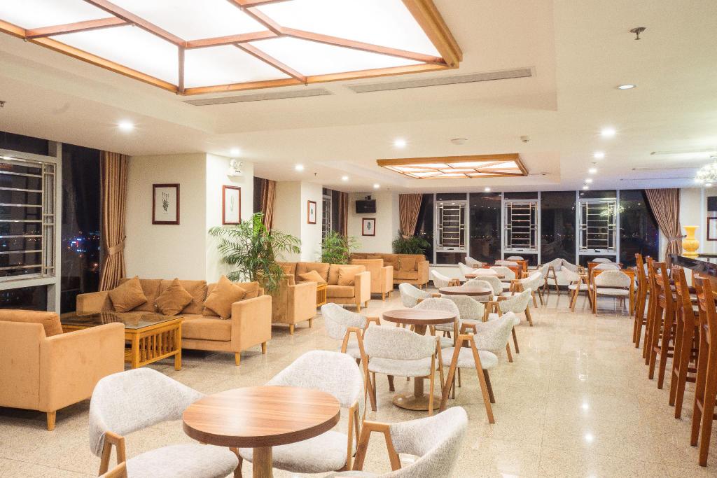 Khách sạn Vĩnh Hoàng (4 Sao) - anh 249